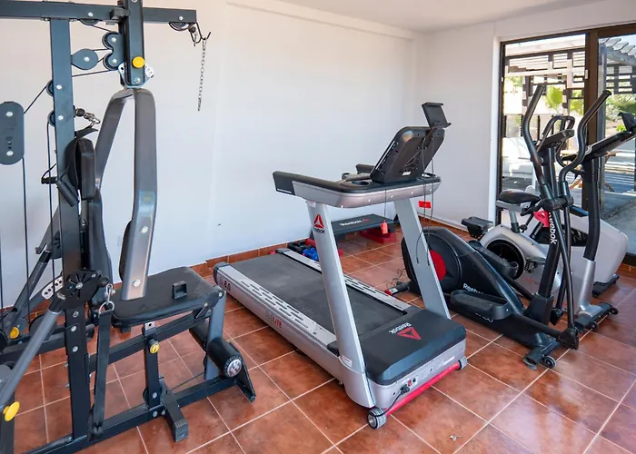 White * 科斯塔卡玛