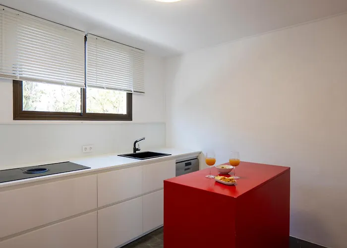 Semesterbostad White *